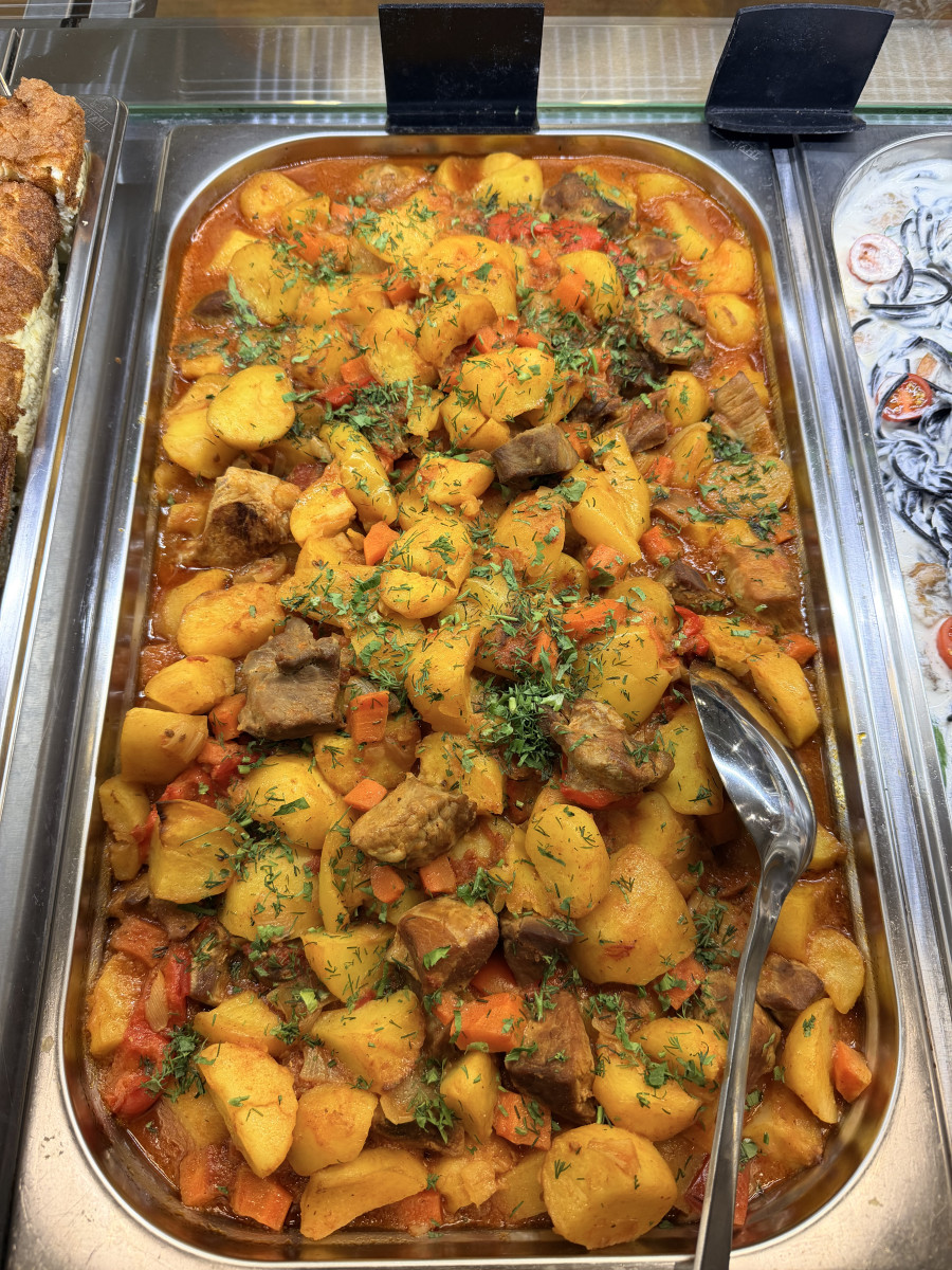 Жаркое со свининой (за 100гр)